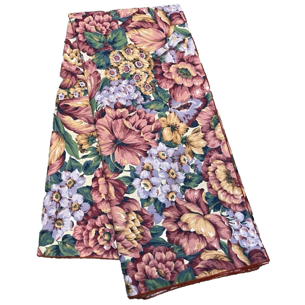 Vintage 80s Cottage Floral Tablecloth Rectangle Burgundy Purple Green 61.5 X 102